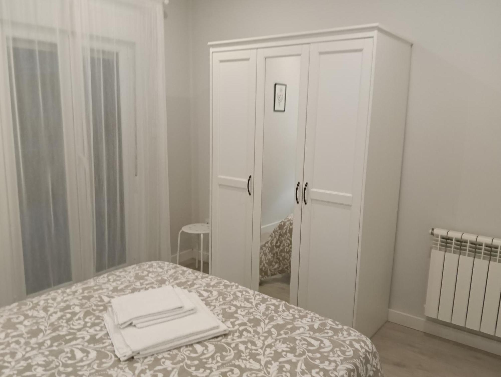 Piso Benito Apartment Ourense Bagian luar foto